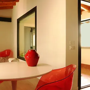 Pensión Indisparte, Bérgamo